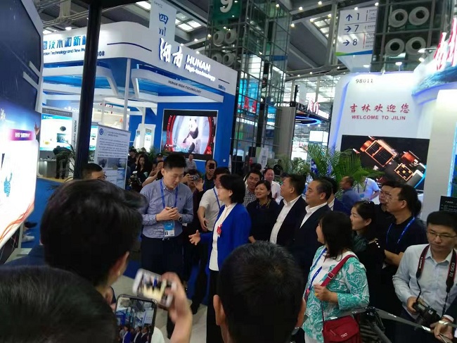 深圳高交會｜深奧圖硬科技智能儲運系統引領行業風向標